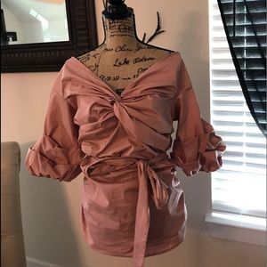 Women’s off the shoulder zip back top NWOT